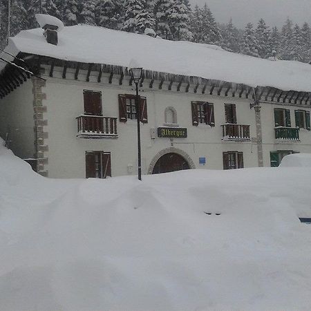 Albergue De Canfranc Estacion Bagian luar foto