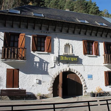 Albergue De Canfranc Estacion Bagian luar foto