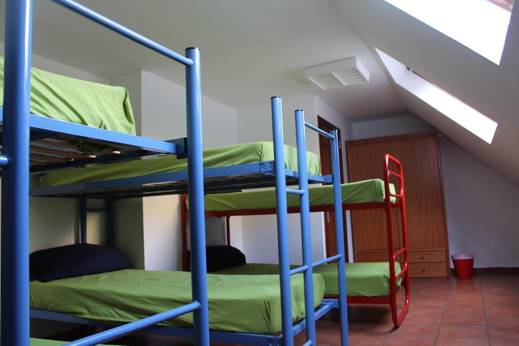 Albergue De Canfranc Estacion Ruang foto