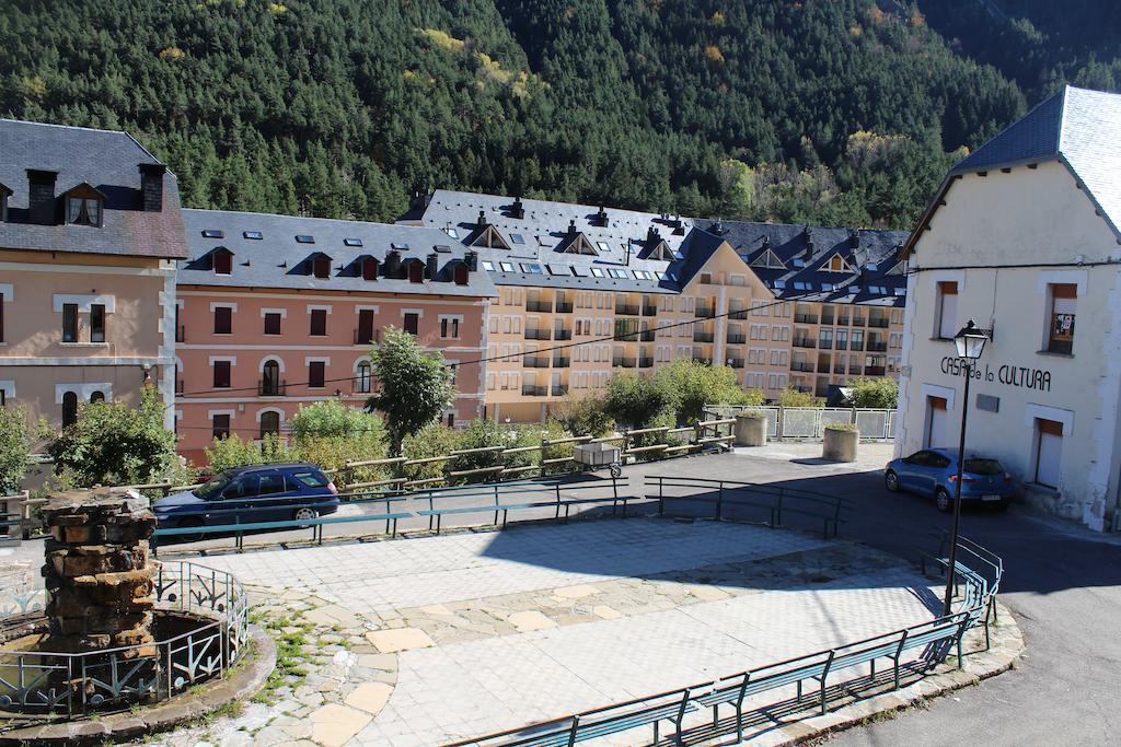 Albergue De Canfranc Estacion Ruang foto