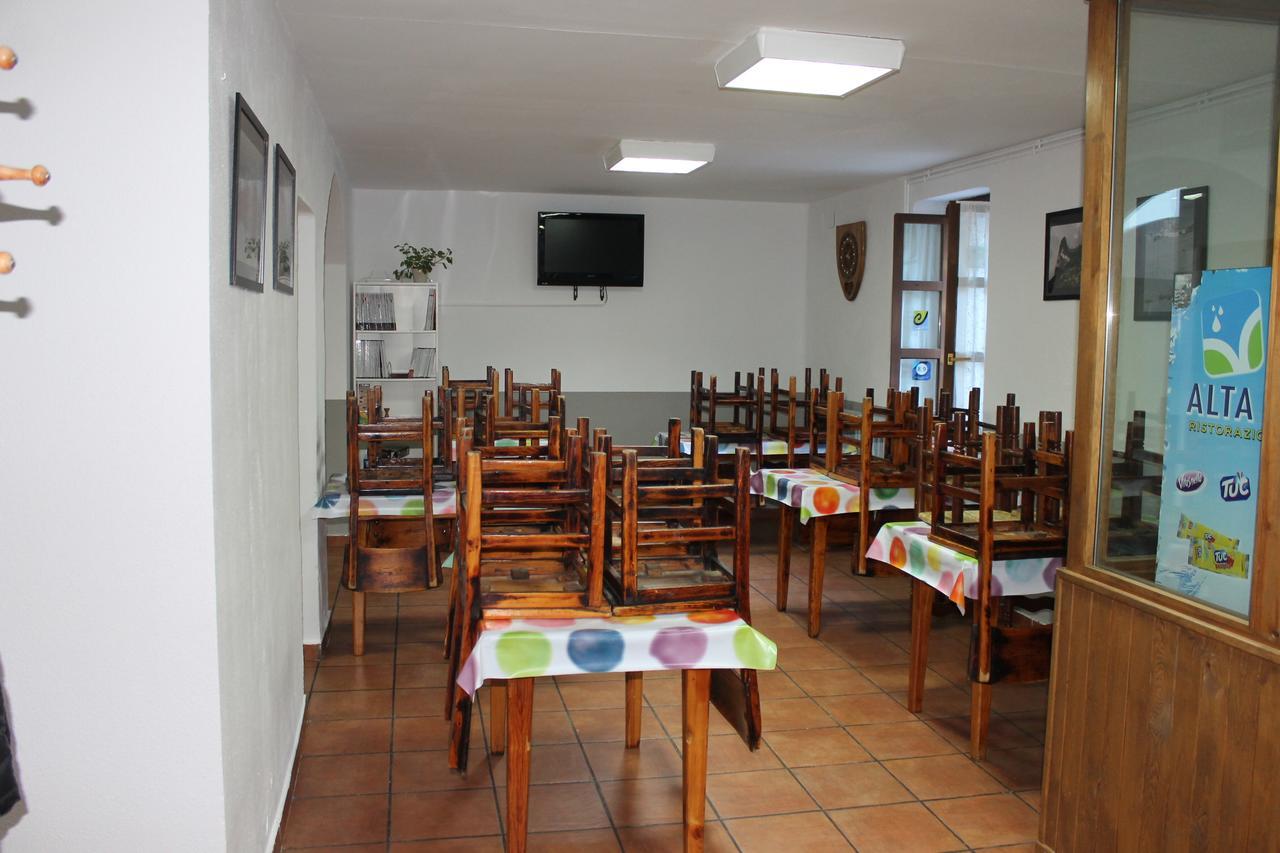 Albergue De Canfranc Estacion Bagian luar foto