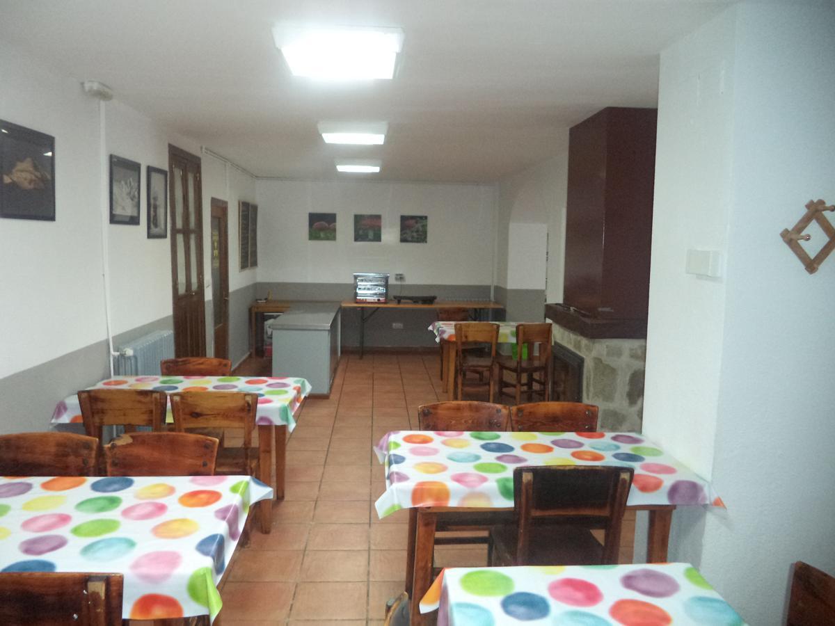 Albergue De Canfranc Estacion Bagian luar foto