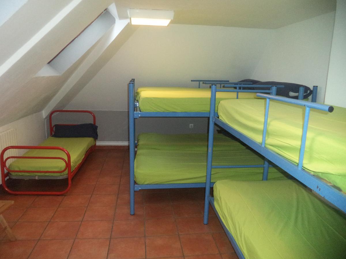 Albergue De Canfranc Estacion Bagian luar foto