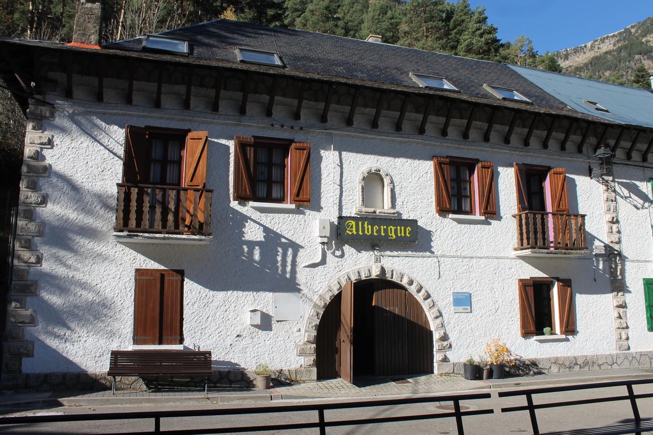 Albergue De Canfranc Estacion Bagian luar foto