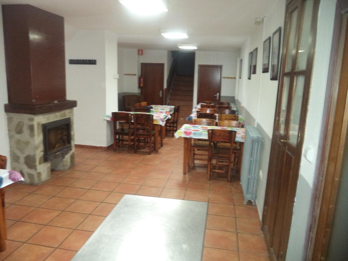Albergue De Canfranc Estacion Bagian luar foto